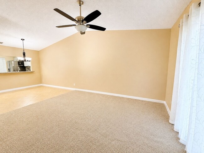 Photo - 1435 Millstream Ln