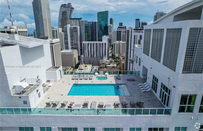 650 Northeast 2nd Avenue, Unit STUDIO, Miami, FL 33132