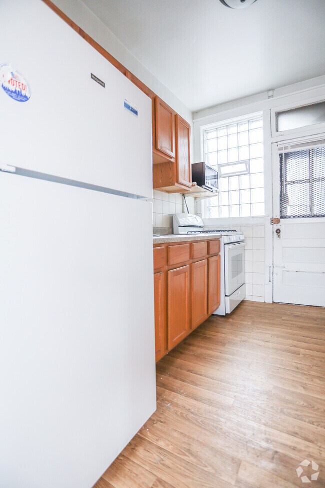 Building Photo - 4452 N Damen Ave Unit #B2 Rental