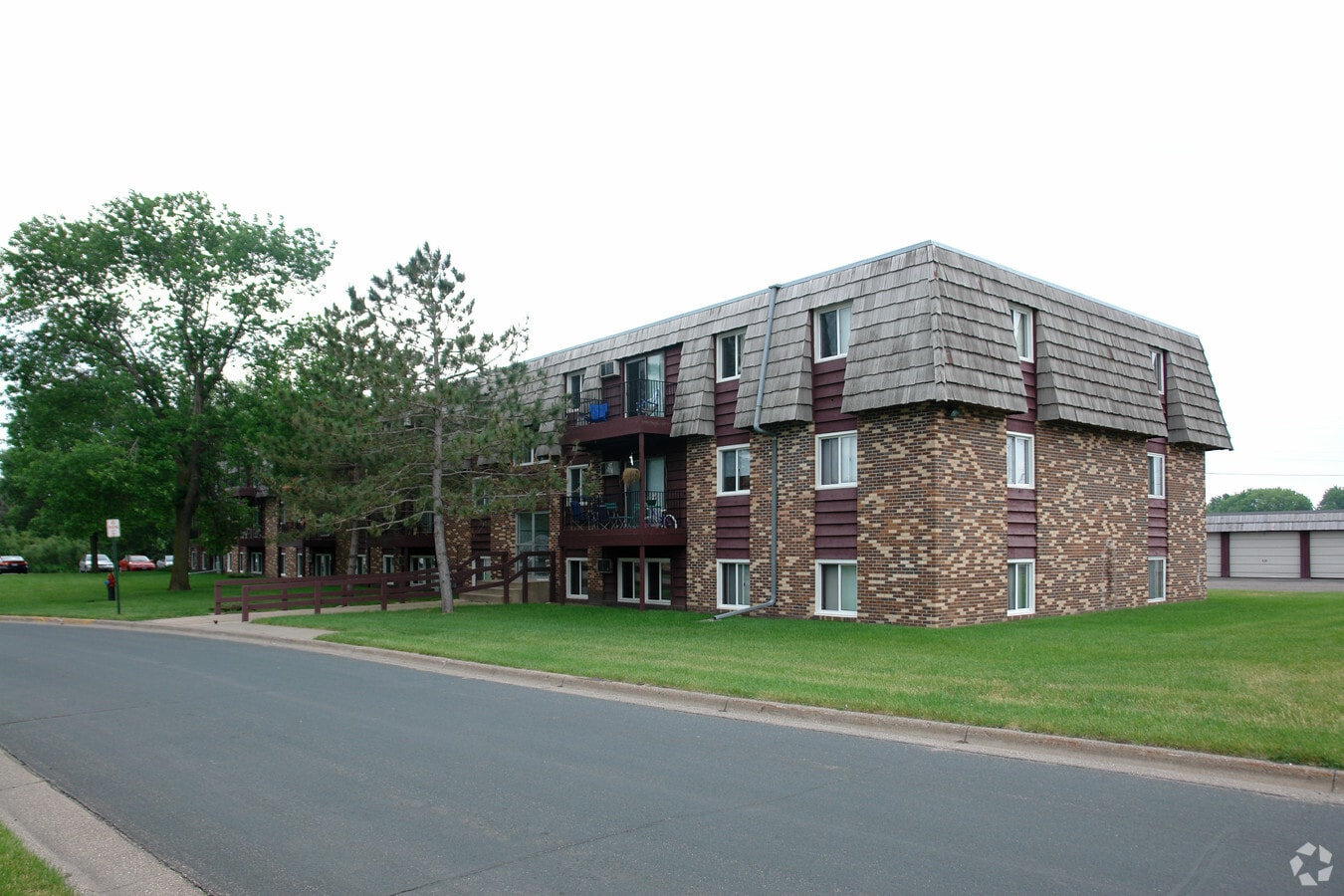 North Oaks Manor - North Oaks Manor