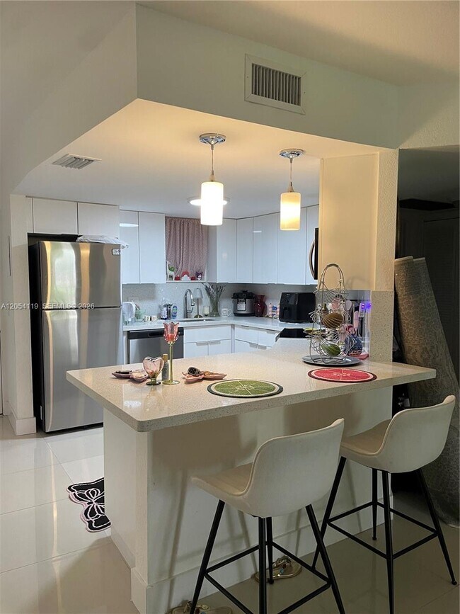 Photo - 8225 Lake Dr Unit 104