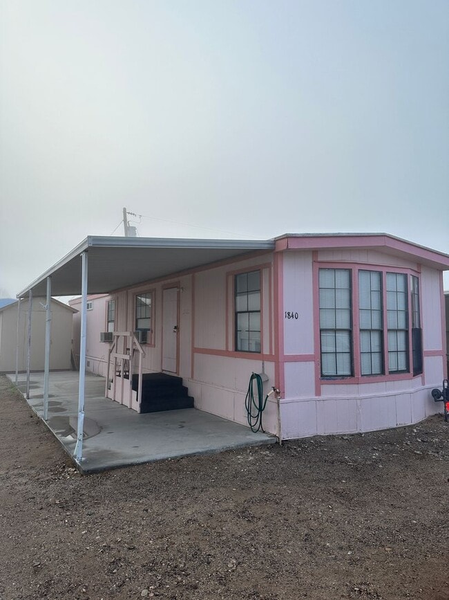 Building Photo - Charming  2 bedroom mobile Rental