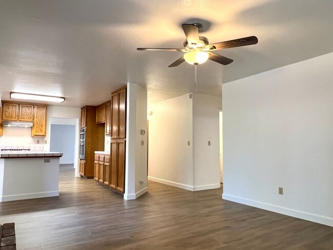Photo - 1342 Kingswood Dr