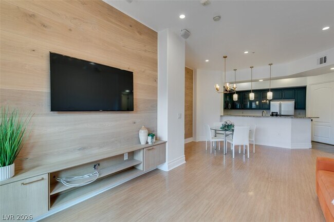 Photo - 50 E Serene Ave Unit 323