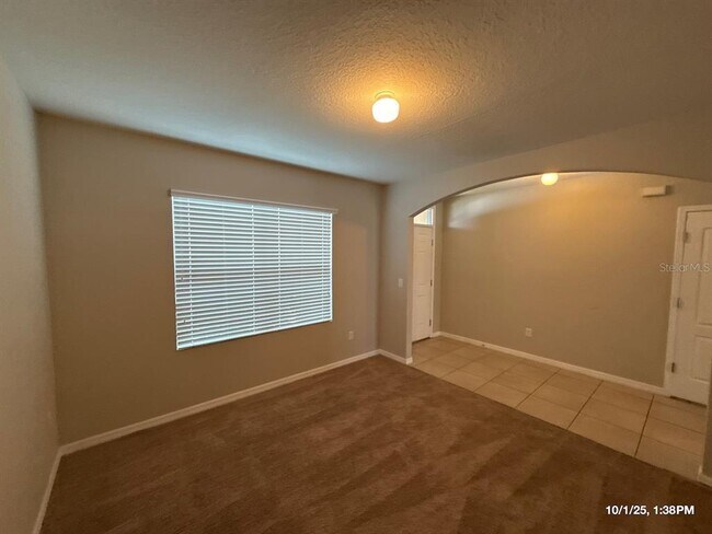 Photo - 5179 Michelle St