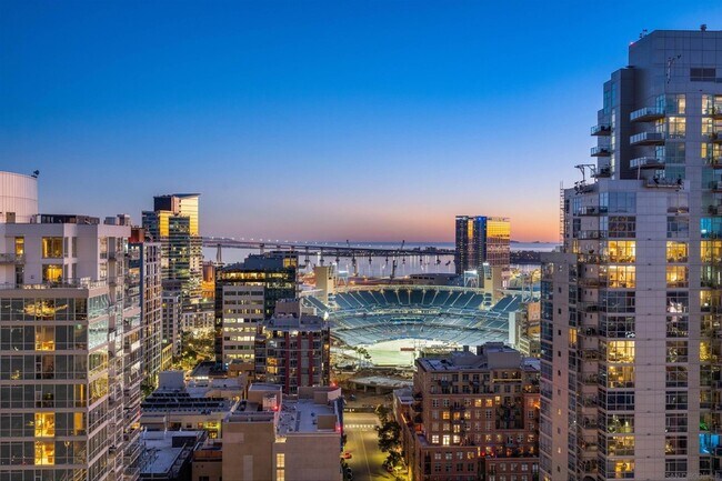 Photo - 675 Ninth Ave Condo Unit 2110