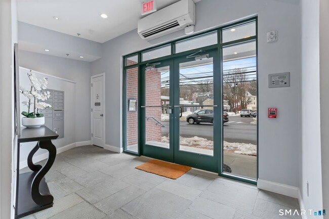 Photo - 947 Hope St Unit 304