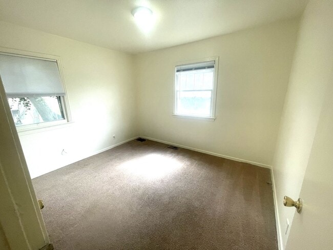 Photo - (2539 10th Ave Ct.)