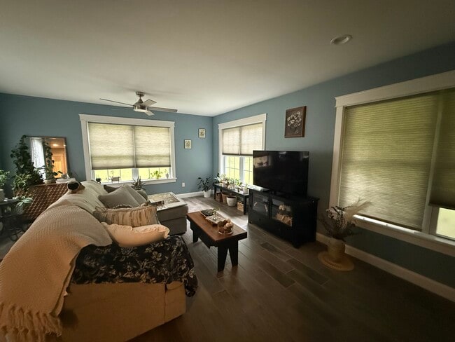 122 Heath Rd Unit 122 Unit A