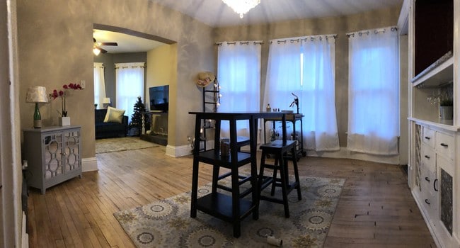 Dining Room - 2119 E Bradford Ave Unit Lower
