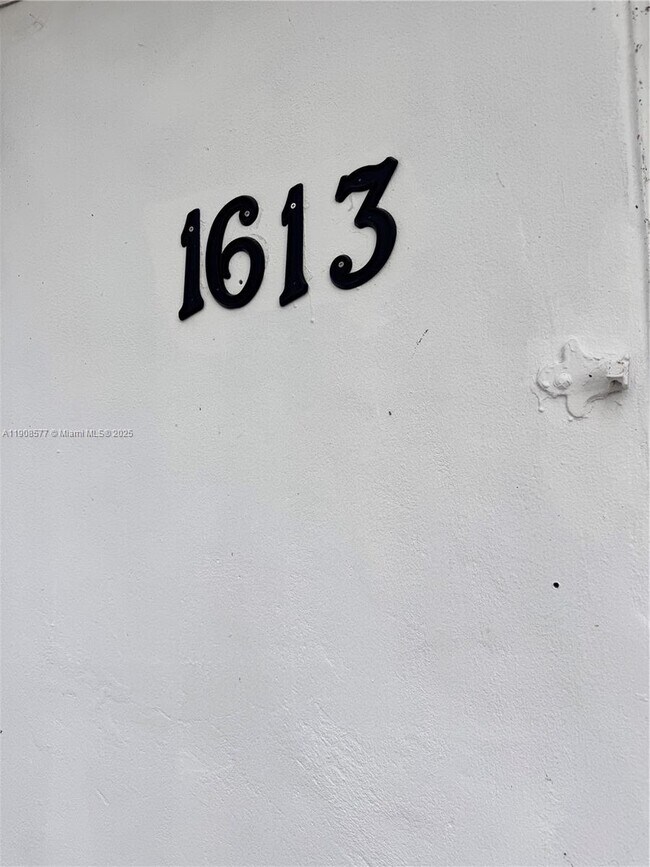 Photo - 1613 NW 45th St Unit 1613