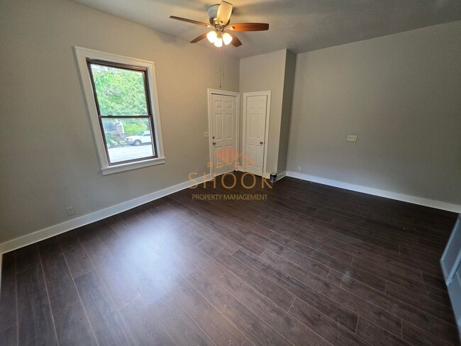 Photo - 205/207 S 6th St Unit 207 S 6th St