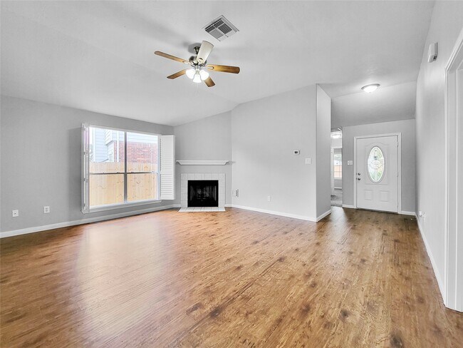 Photo - 4010 Redwood Hill Ct