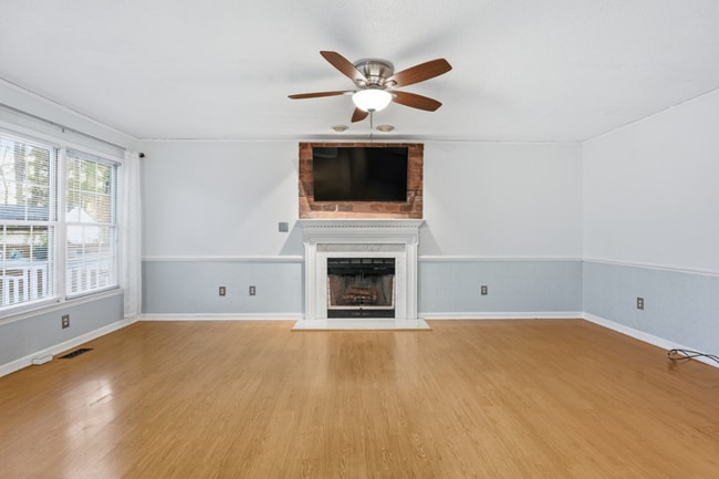 Photo - 149 Morganton Ct