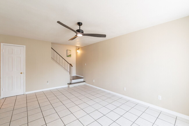 Photo - 948 S Alma School Rd