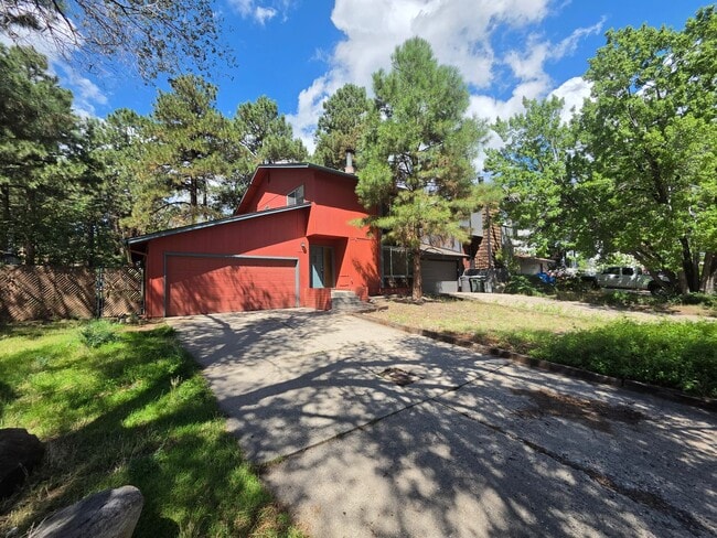 Building Photo - 3885 N Fanning Dr