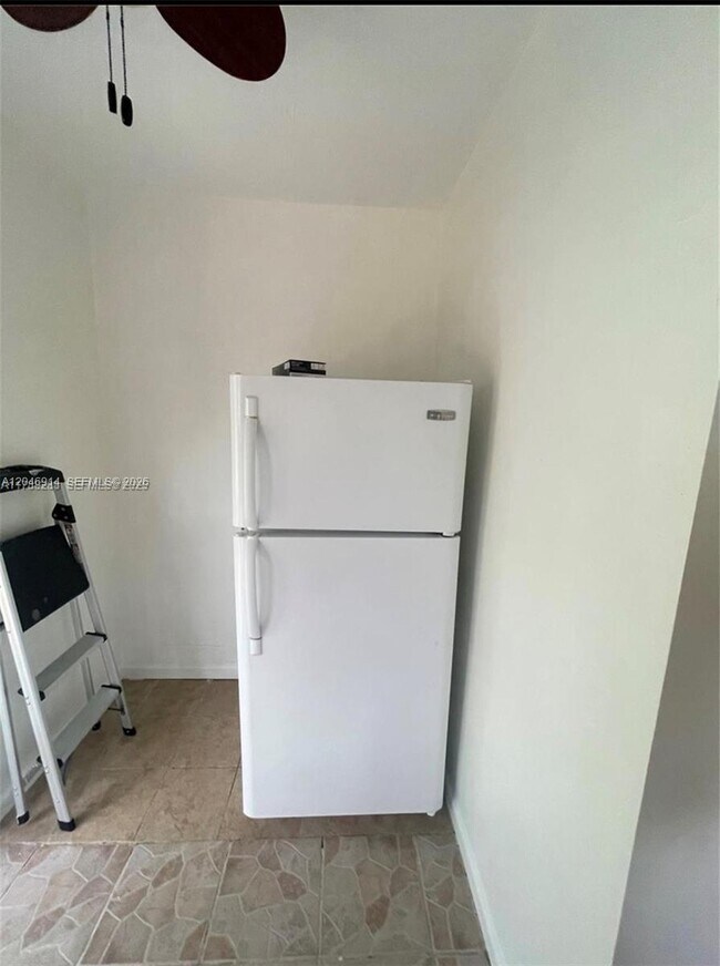 Photo - 1211 NE 130th St Unidad 1