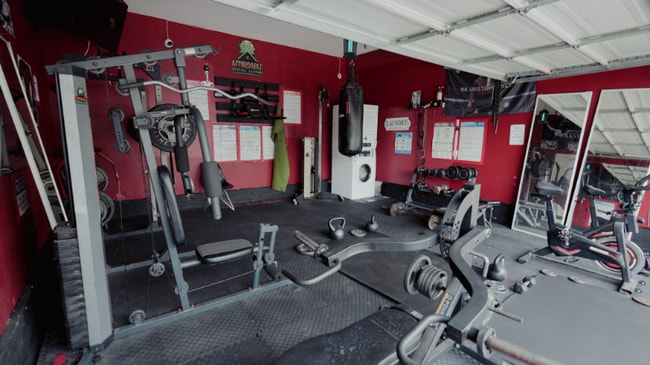 Photo - 1449 E 25th St