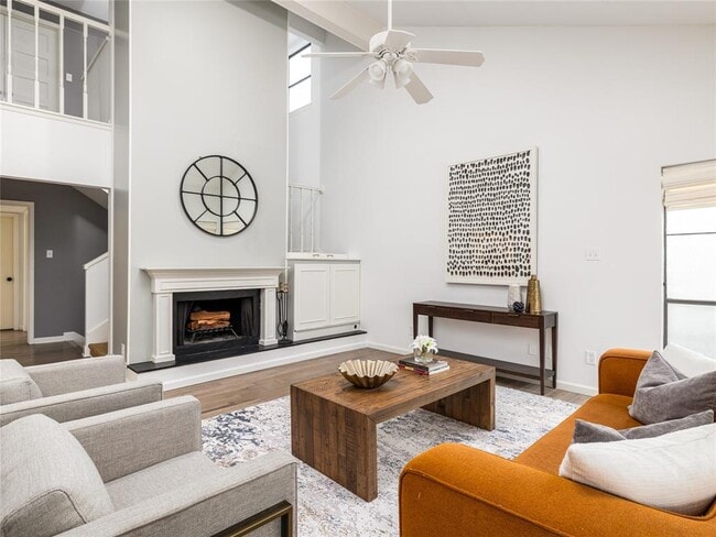 Photo - 1821 Westlake Dr Unit 116