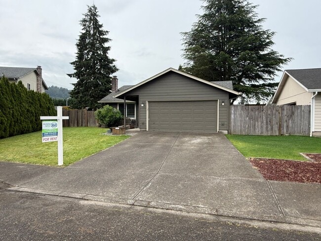 Photo - Woodland Ranch 3Bd/2Ba Home with Large Fully Fenced Yard - Easy Access to I-5