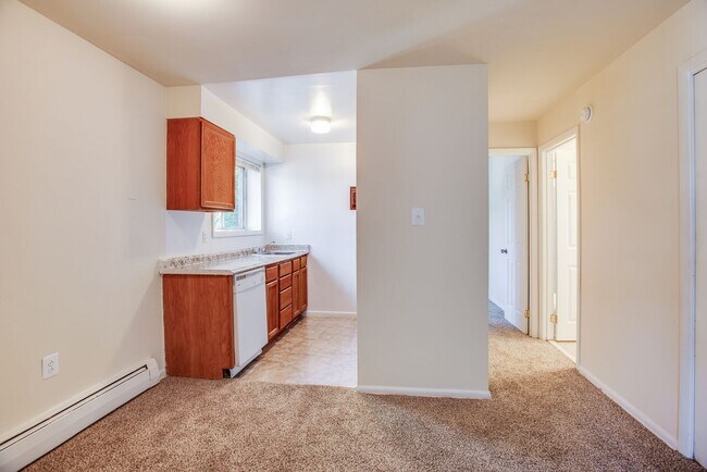 Photo - 5000 A St SE