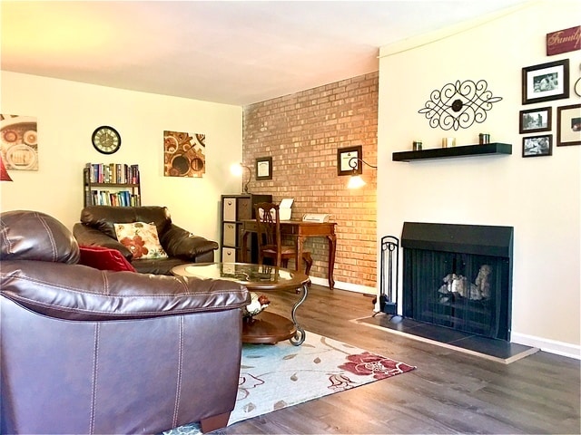 Photo - 6020 Oakwood Dr Unit 3J