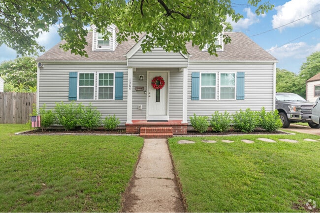 Building Photo - 1364 E Norcova Dr Rental