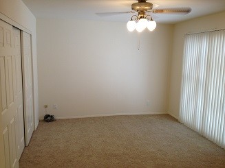 Photo - 1109 N Oak St