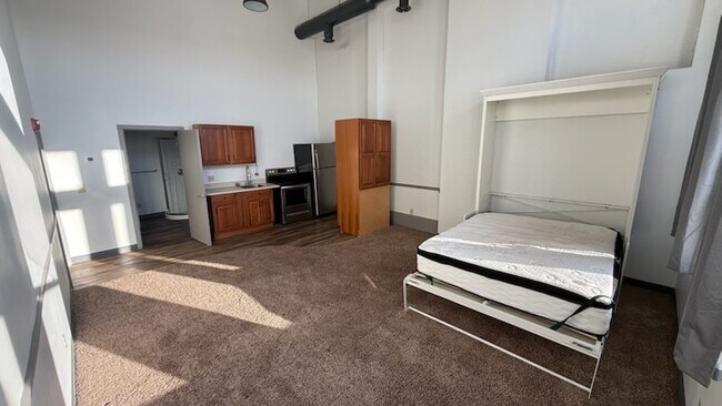 Photo - 94/96 S Washington St, 3