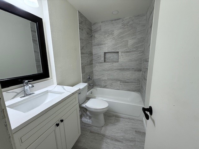 Building Photo - 15123 Chasehill Dr