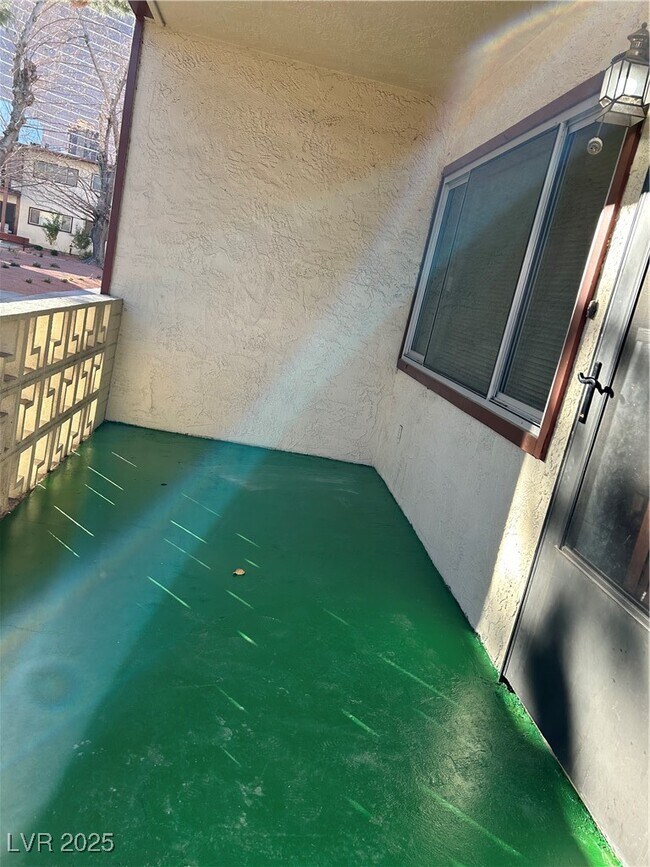 Photo - 350 E Desert Inn Rd Unit F104