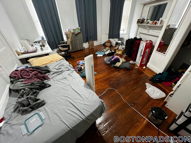 Photo - 2 Centre St Unidad 1