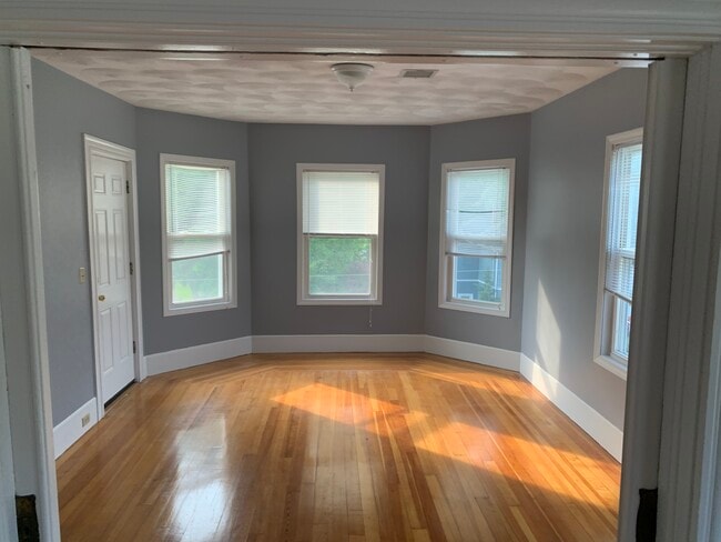 Building Photo - 74 Robert St Unit 74 Robert St Attleboro Ma Rental