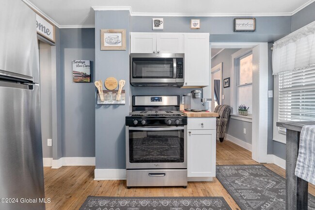 67 Ballston Ave Unit A