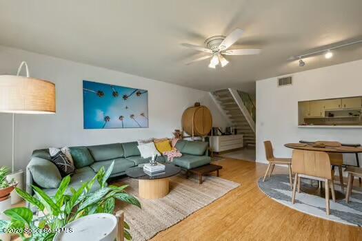 Photo - 33 Cove Rd