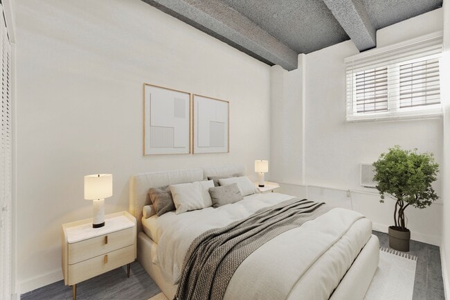 Photo - Edwards Apartments