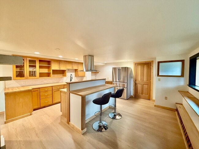 Photo - Brand New 1 bed, 1 bath with Den In Lynnwood $2500/mo.