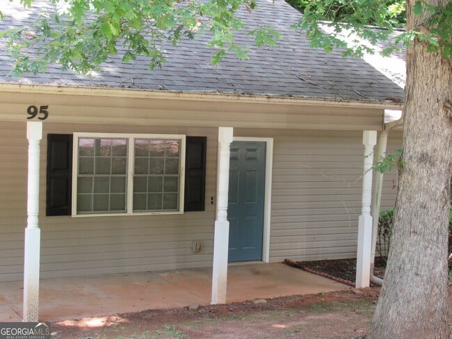 Building Photo - 95 Live Oak Rd