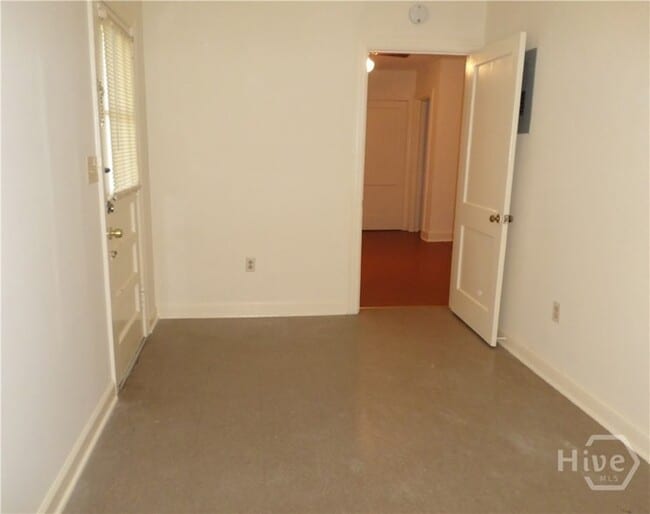 Photo - 2302 E 40th St