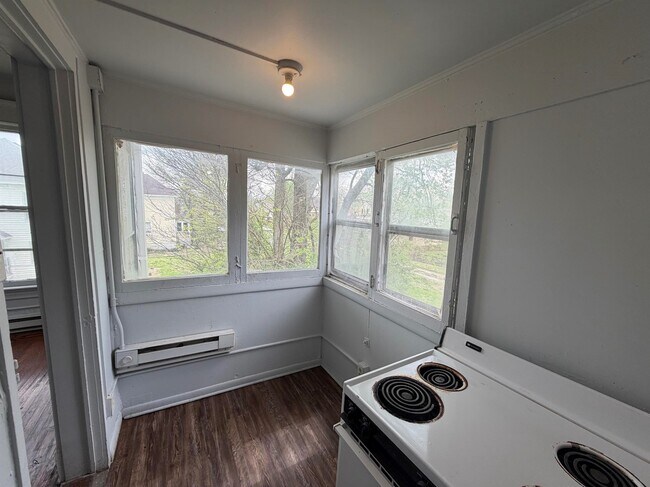 Photo - 1218-2S Walnut-