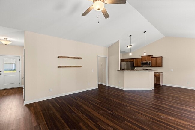 Photo - 3 bedroom with bonus room in Holly Ridge is available now!