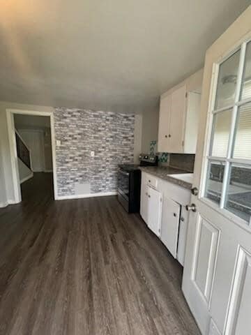 Building Photo - 1216 Wafer St Rental