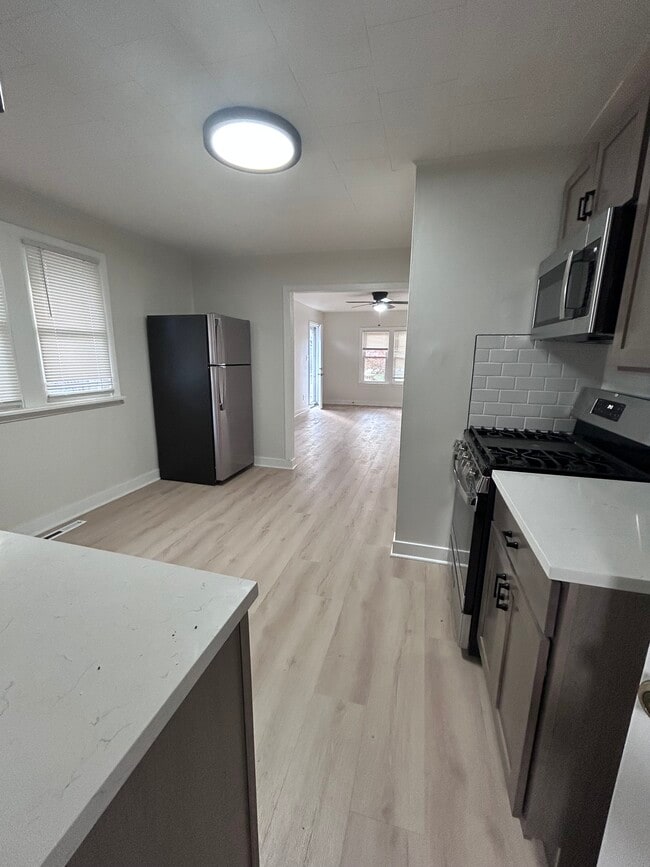 Photo - 6639 Alexander Ave