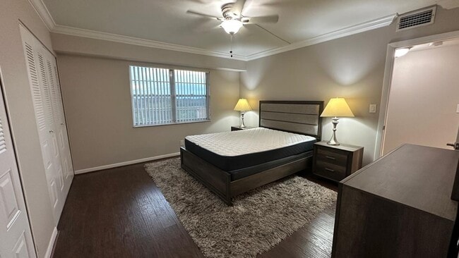Photo - 3300 W Rolling Hills Cir Unit 708
