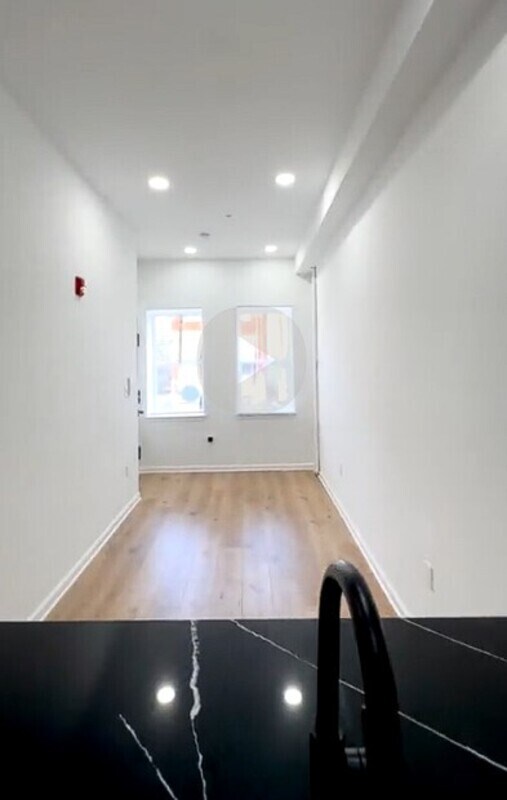 Photo - 2215 N 10th St