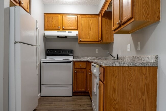 Photo - Tiffany Pointe