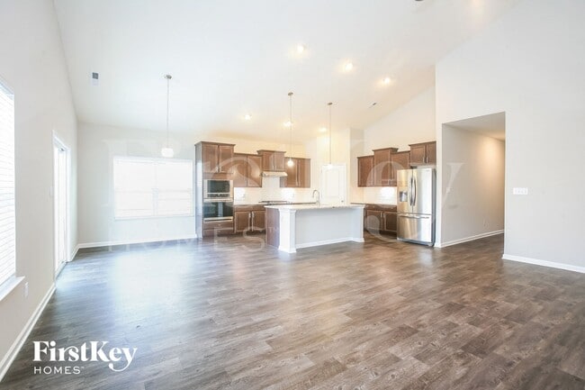 Photo - 6612 Laurelwood Dr