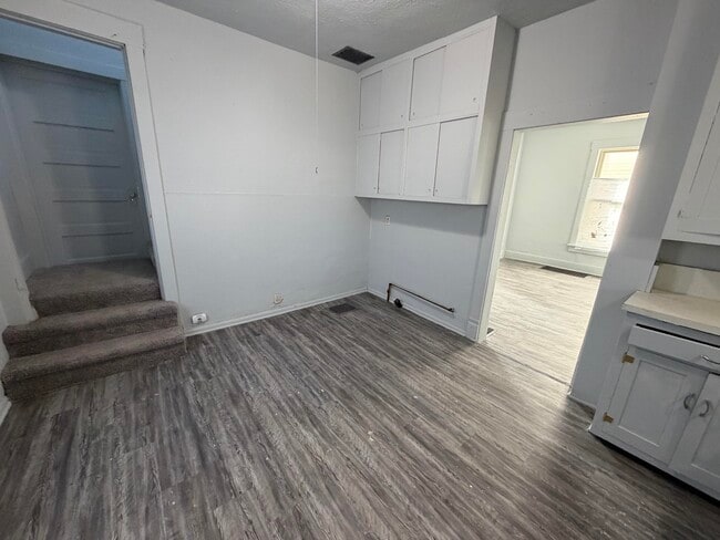 Photo - 1128 Chandler-