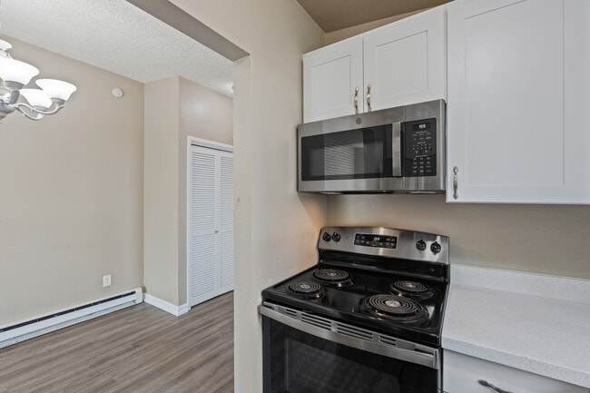 Photo - 8109 240th St SW Unit 3