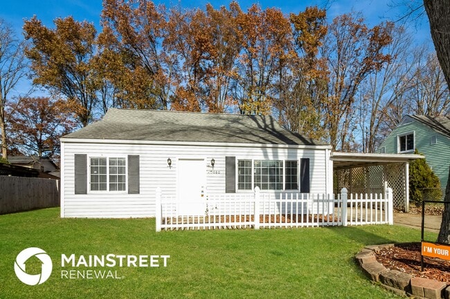 Building Photo - 5080 Dimson Dr N